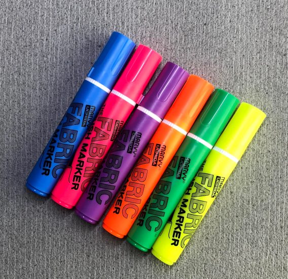 #722 Fabric Marker Brushpen – Bild 4